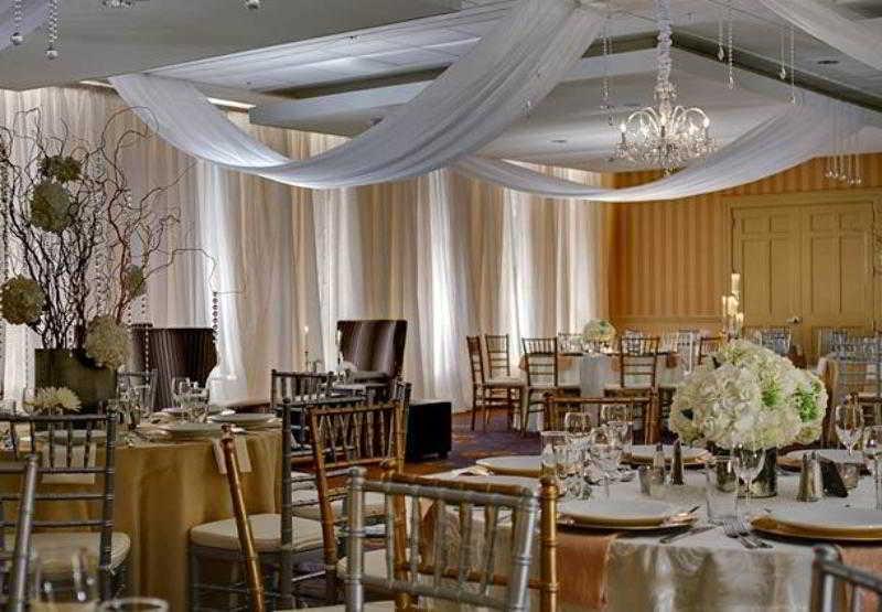 Courtyard By Marriott Charleston Historic District Hotell Restaurant bilde